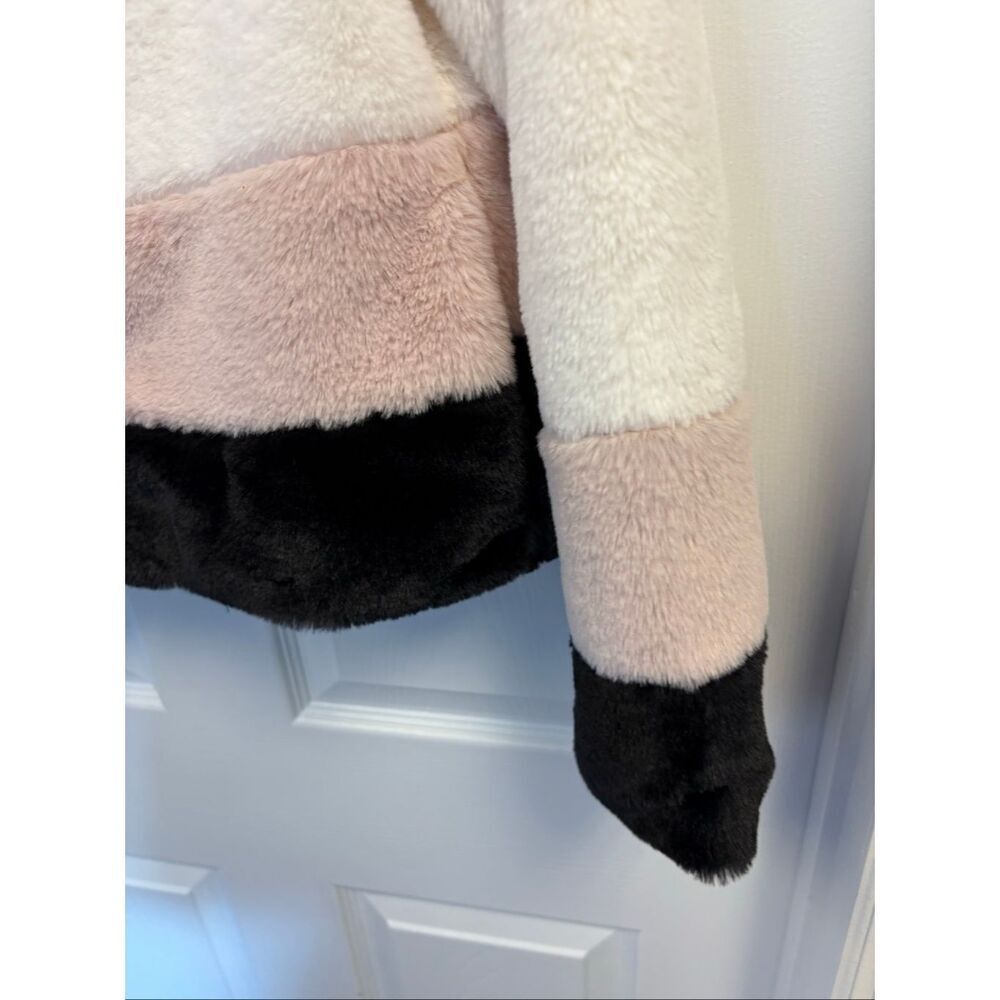 Color Block Faux Fur Jacket - Picture 6 of 6